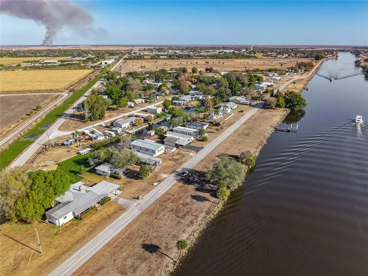 1824 Riverside Drive, Moore Haven, FL 33471 - #1