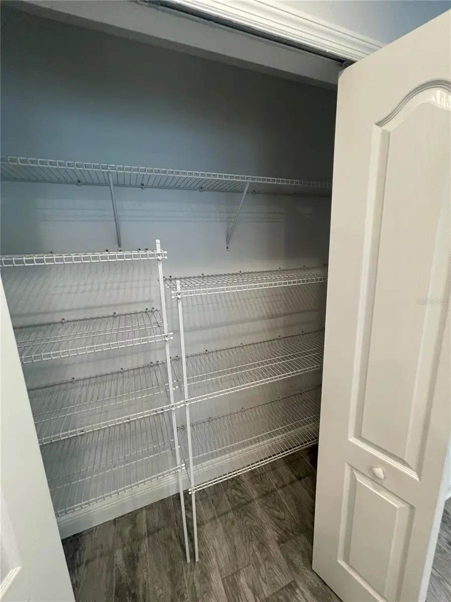 1090 E Pierce Avenue, Orlando, FL 32809 - Image #3