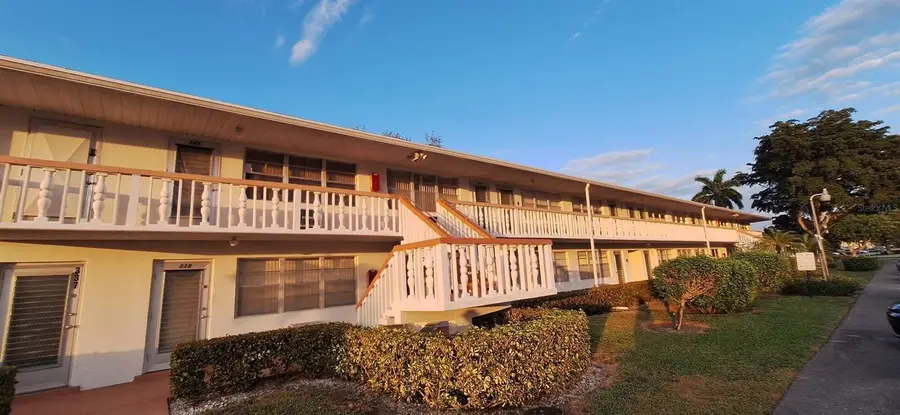 349 Camden O, West Palm Beach, FL 33417 - #2