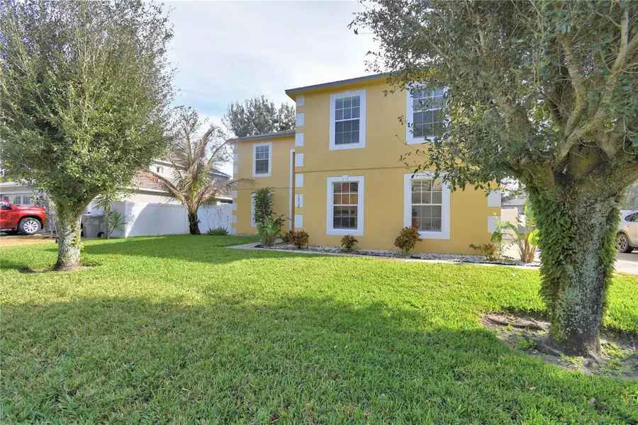 1832 Alambra Circle, Apopka, FL 32703 - Image #2