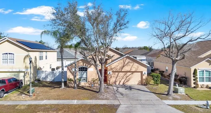 2109 Woodsedge Drive, Kissimmee, FL 34746 - #2
