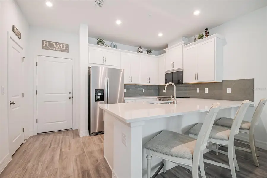 9867 Walkway Drive, Orlando, FL 32832 - Image #2