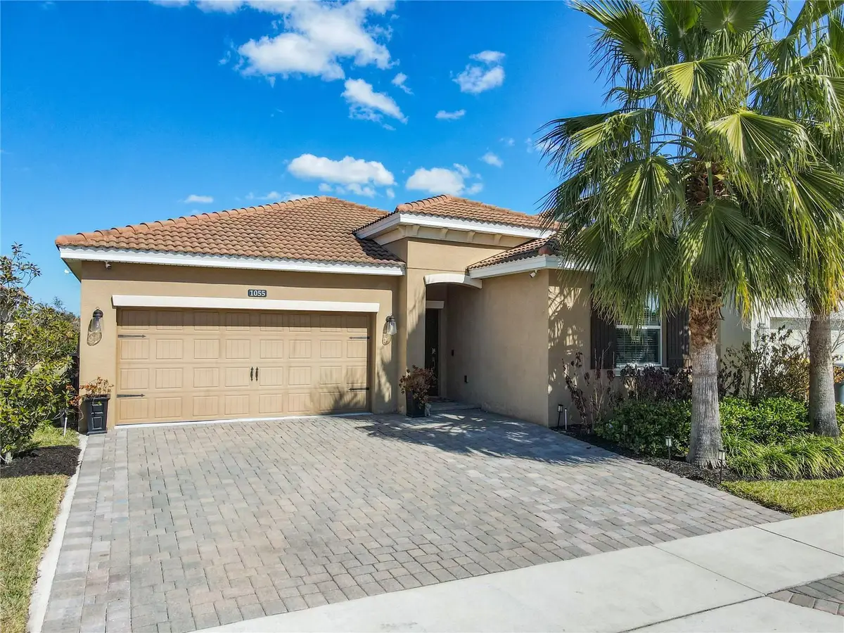 1055 Oak Bluff Drive, Davenport, FL 33837 - #1