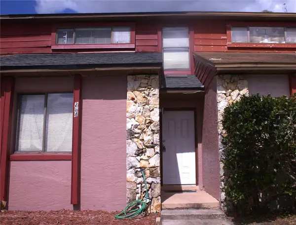 2845 Hunt Club Lane, ORLANDO, FL 32826