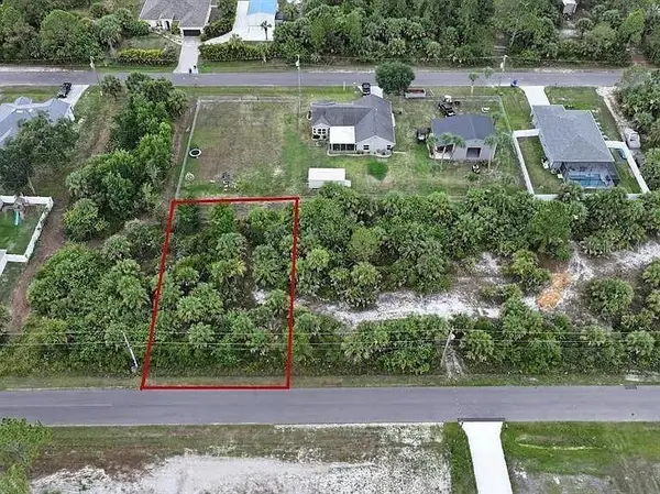 418 Lagrange Street Sw, PALM BAY, FL 32908