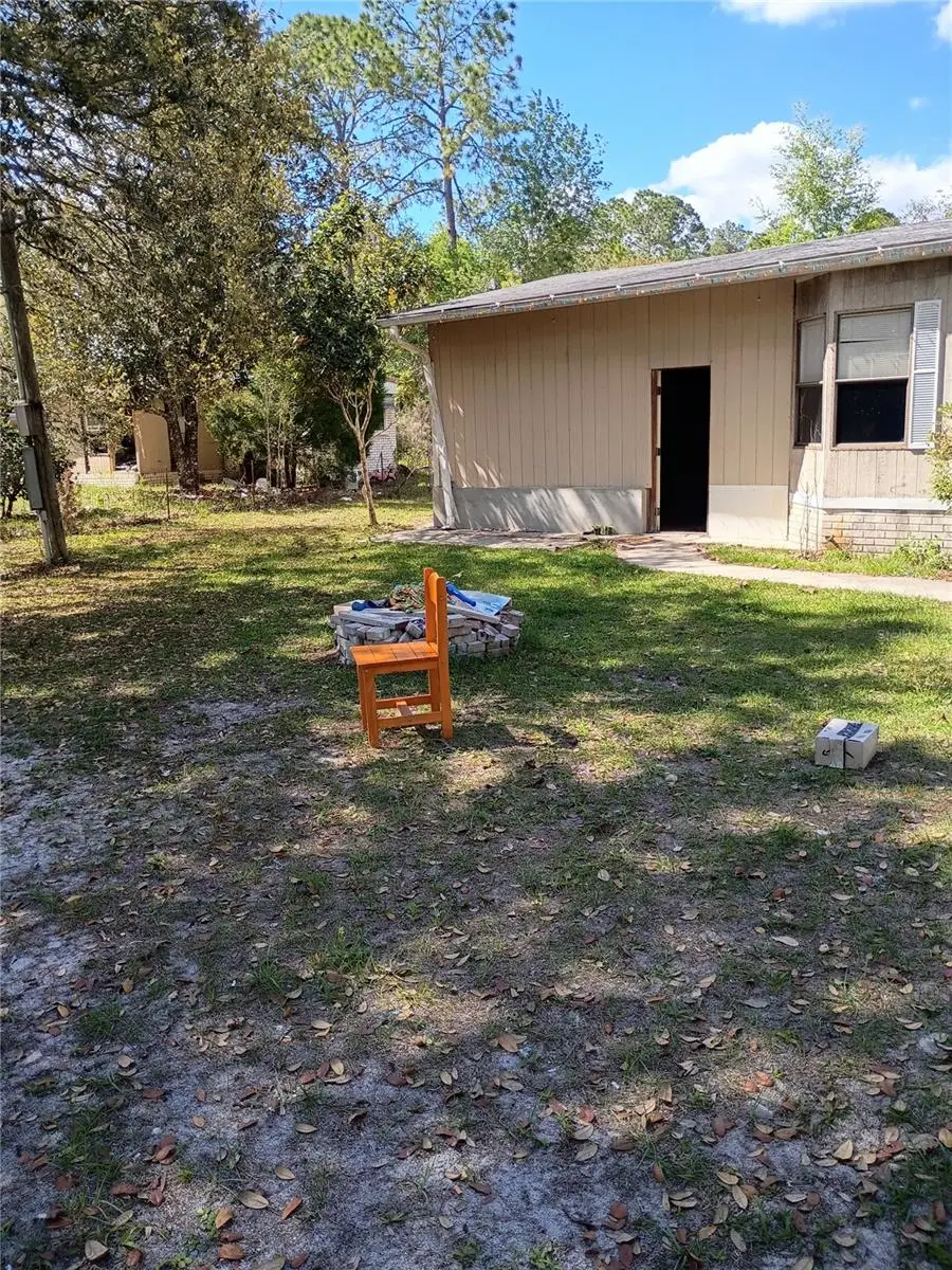 112 Thompson Avenue, Interlachen, FL 32148 - #3