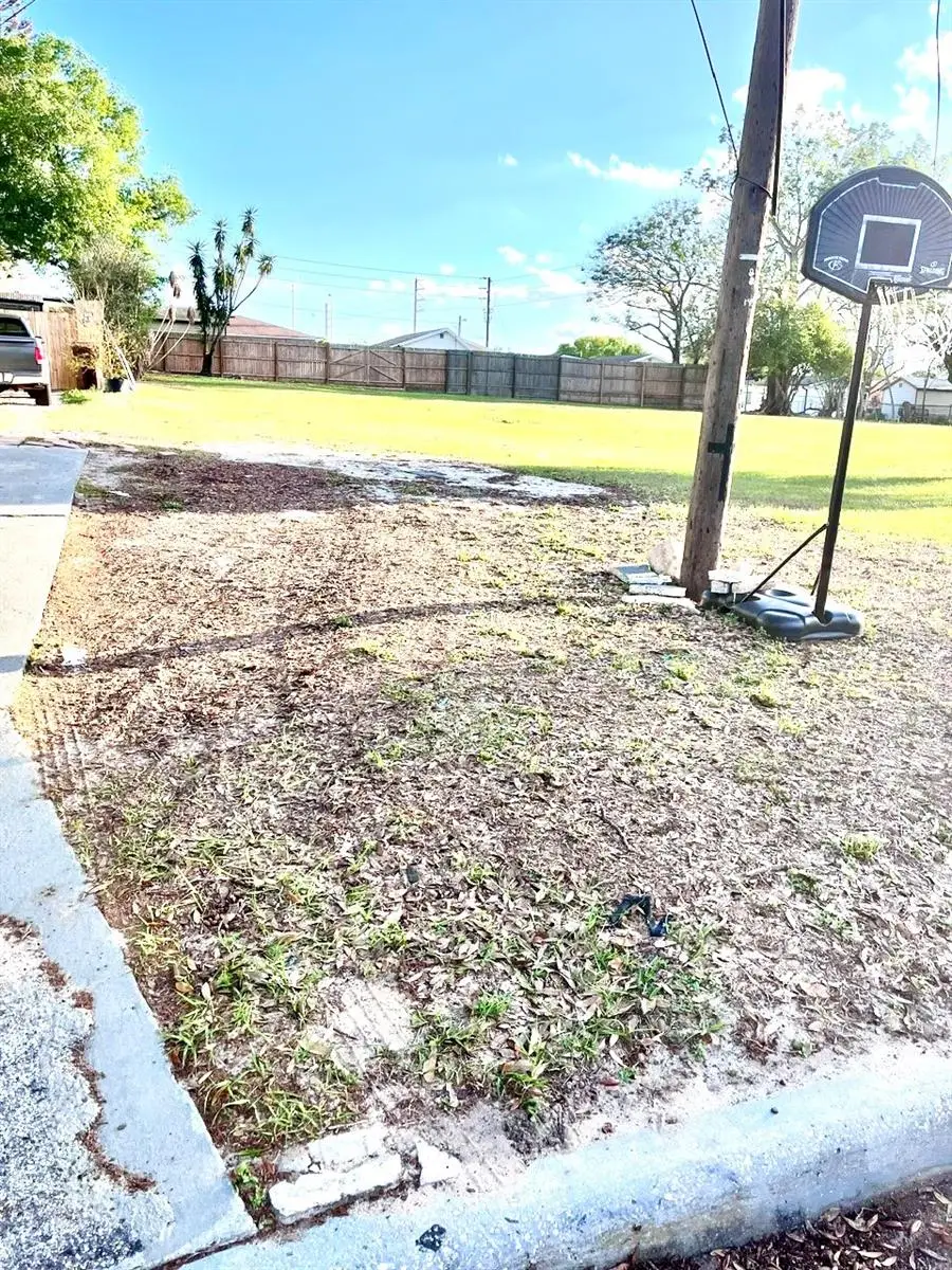 333 Weaver Avenue, Lake Wales, FL 33853 - #3