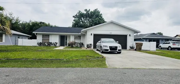 612 Estrada Lane, KISSIMMEE, FL 34758