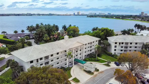 3635 Whitehall Drive #401, WEST PALM BEACH, FL 33401