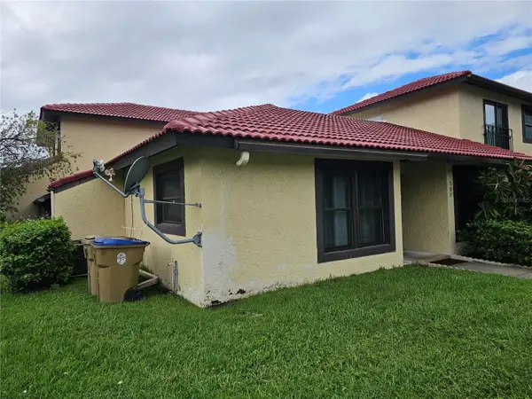 569 Hunter Circle, KISSIMMEE, FL 34758