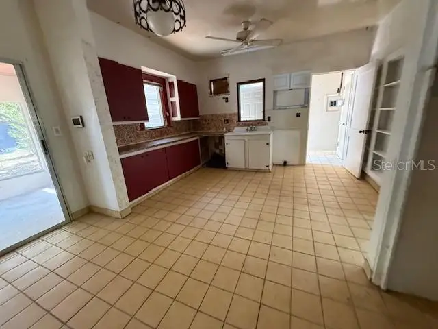 522 W Park Street, Lakeland, FL 33803 - #3