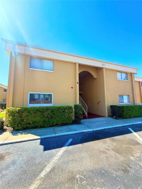 1000 Lake Of The Woods Boulevard #101B, CASSELBERRY, FL 32730