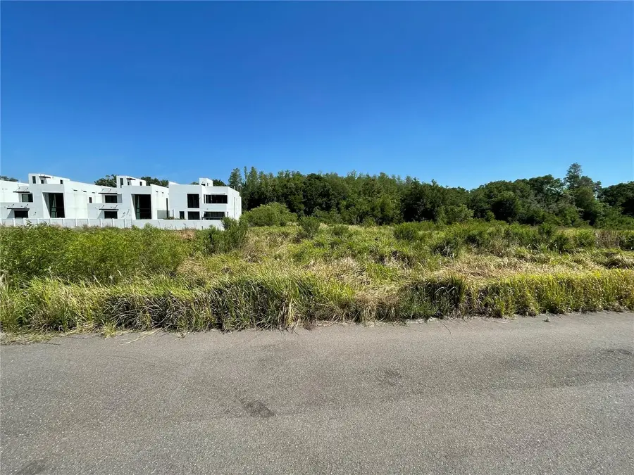 Avonwood, Tampa, FL 33625 - #3