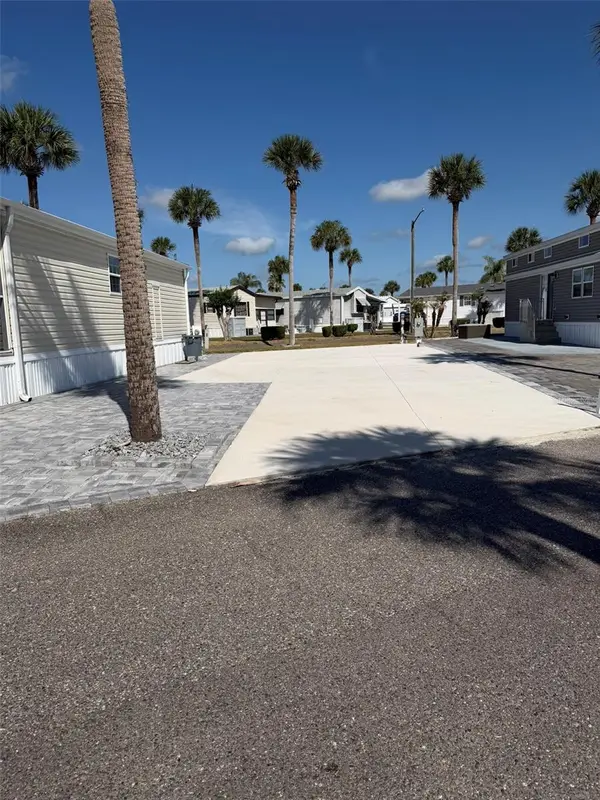9000 Us Hwy 192 #833, CLERMONT, FL 34714