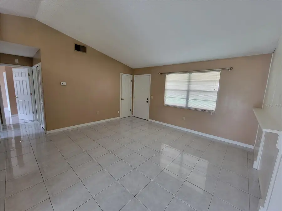 21 Louisiana Avenue, Saint Cloud, FL 34769 - #3