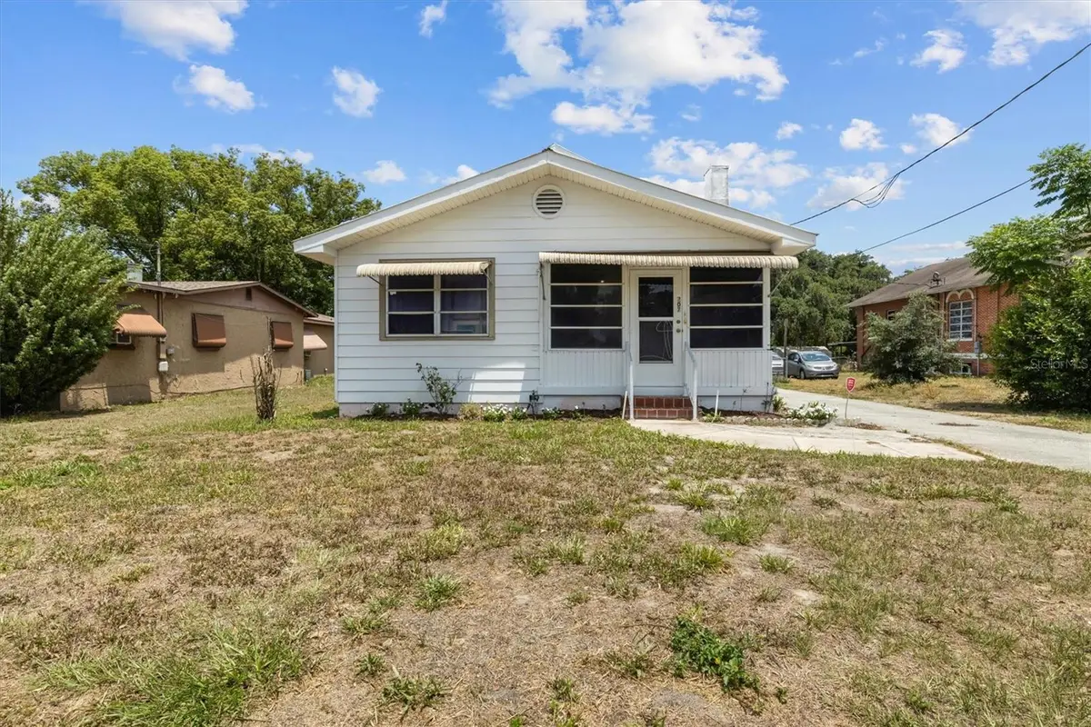 207 S Perry Avenue, Fort Meade, FL 33841 - #1