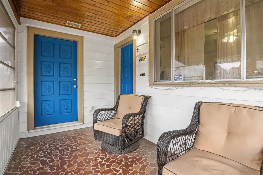 207 S Perry Avenue, Fort Meade, FL 33841 - #3