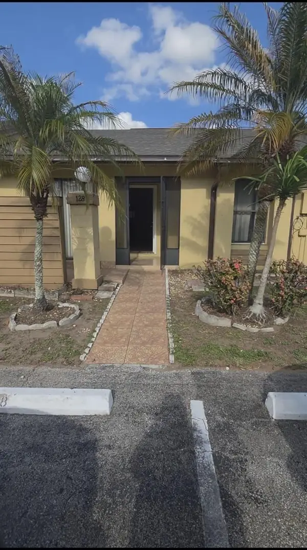 128 Creekside Way, ORLANDO, FL 32824