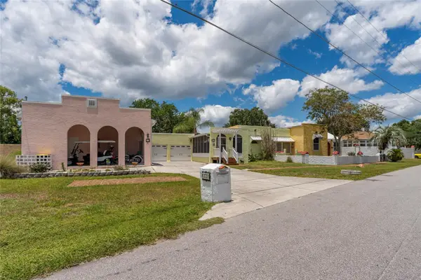815 Lake Jessie Drive, WINTER HAVEN, FL 33881