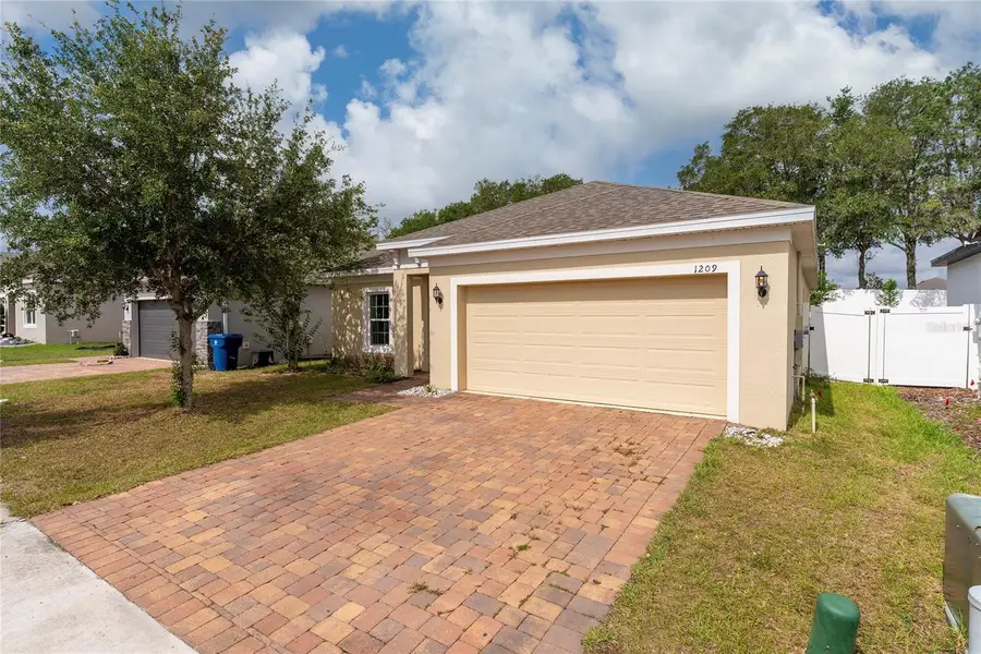1209 Stratton Avenue, Groveland, FL 34736 - #3