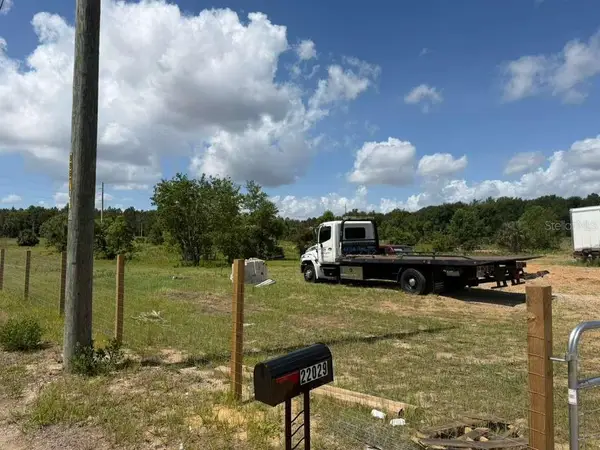 22029 County Road 561, ASTATULA, FL 34705