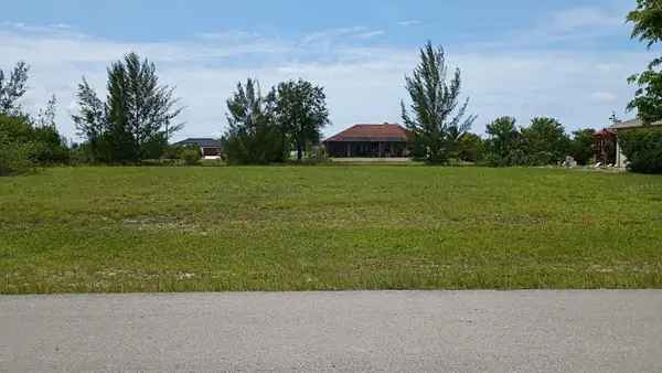 2918 NW 14th Terrace, CAPE CORAL, FL 33993