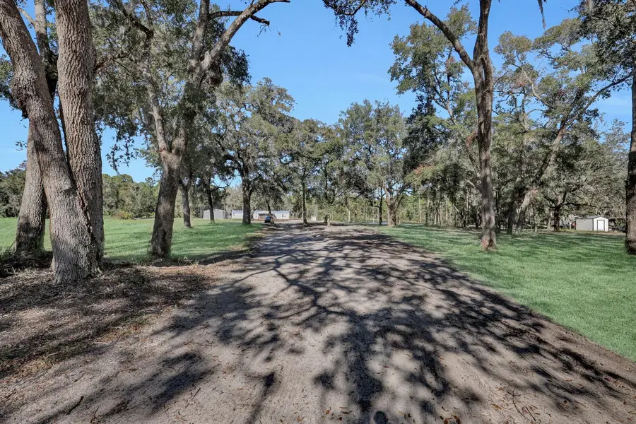141 Woods Road, San Mateo, FL 32187 - #2