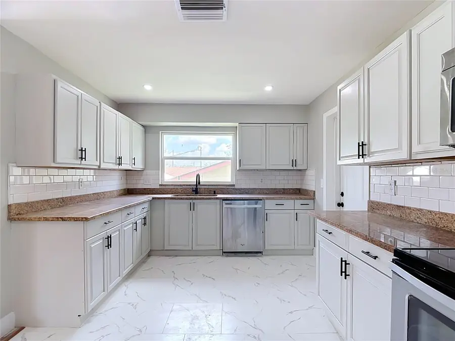 4925 Marla Avenue, Lakeland, FL 33812 - #3