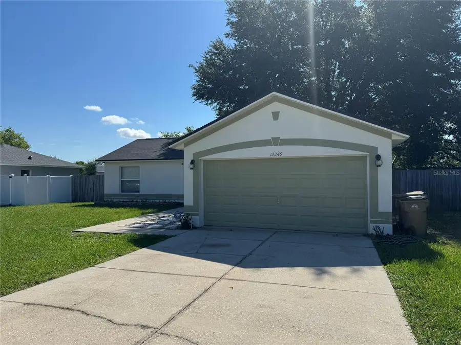 12249 Woodglen Circle, Clermont, FL 34711 - #2