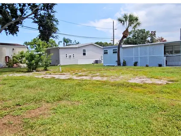 980 7th Street Nw #27, LARGO, FL 33770
