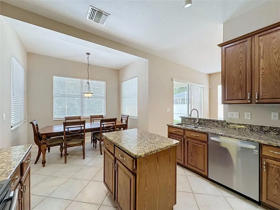 468 Pinewood Dr, Davenport, FL 33896 - #2