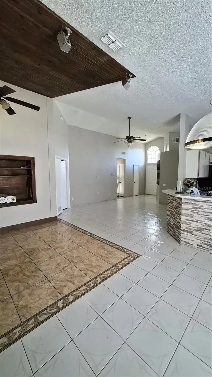2240 Stonehedge Loop, Kissimmee, FL 34743 - #3