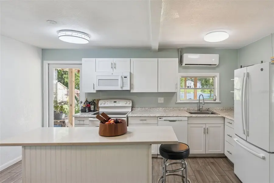 809 Grandview Avenue, Altamonte Springs, FL 32701 - #3