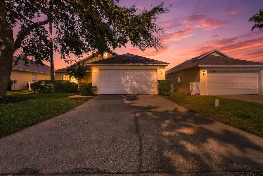 324 Casterton Circle, Davenport, FL 33897 - #2