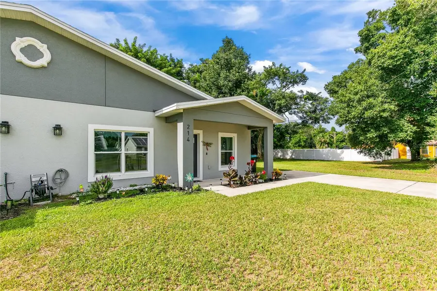 214 W 15th Street, Apopka, FL 32703 - #2