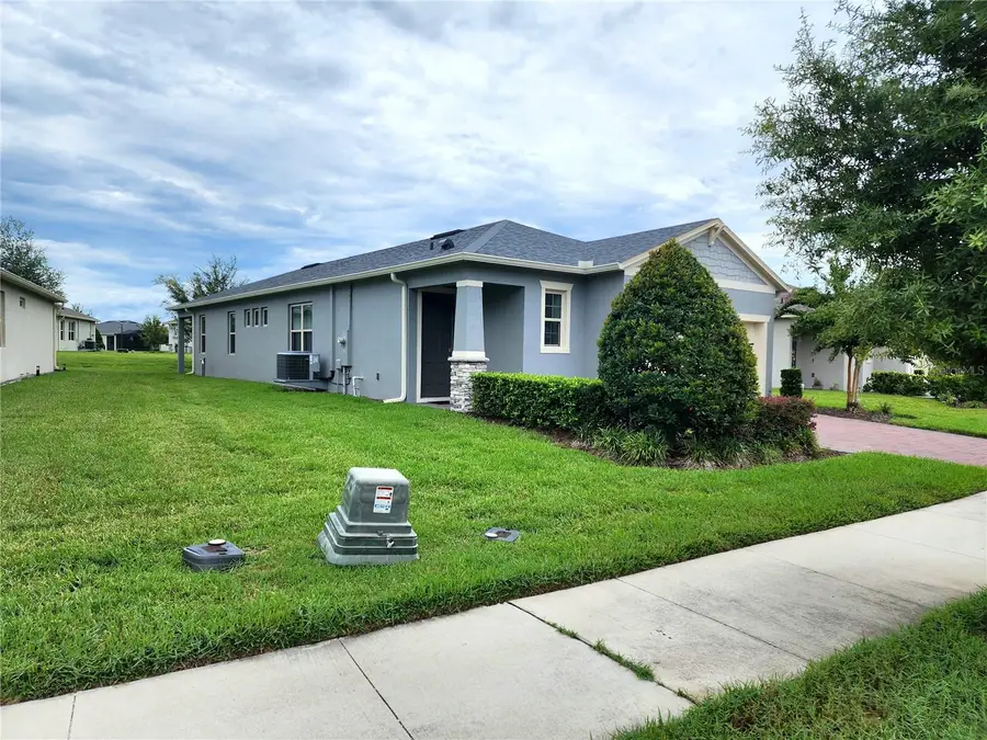 3415 Yellowtop Loop, Clermont, FL 34714 - #2