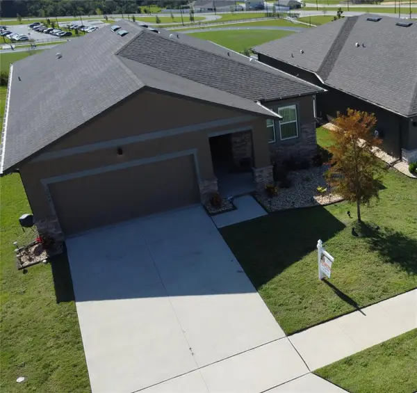 2098 Gold Dust Drive, MINNEOLA, FL 34715