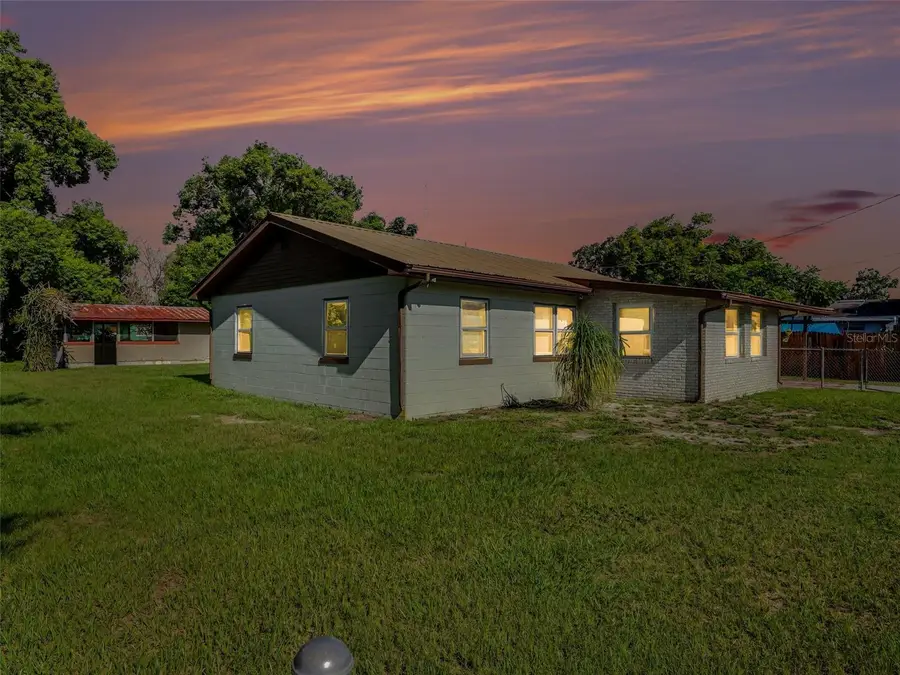 306 Florida Drive, Auburndale, FL 33823 - #3