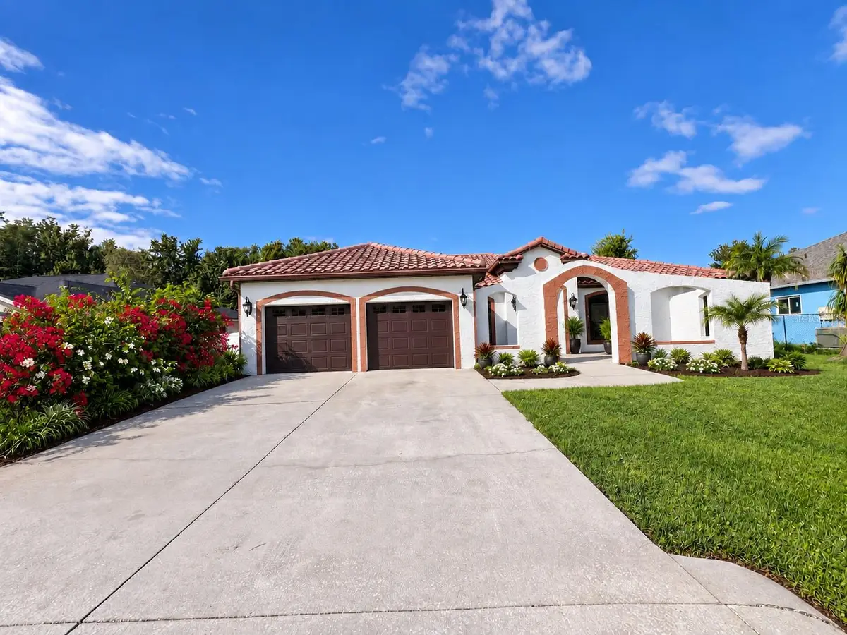 2416 Regent Way, Kissimmee, FL 34758 - #1