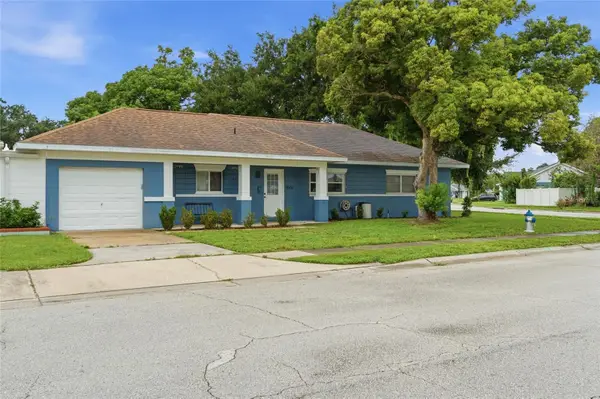 8502 Oak Bluff Drive, ORLANDO, FL 32827
