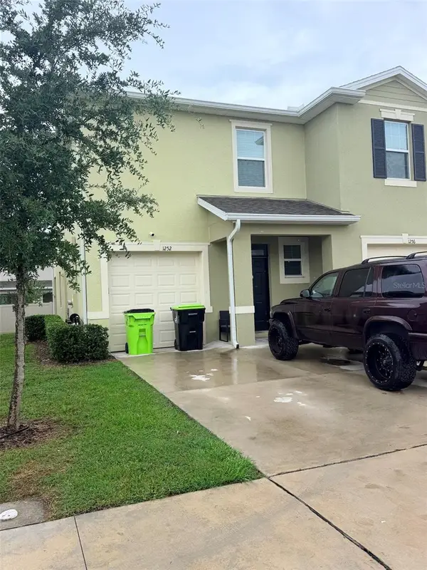 1252 Lido Drive, HOWEY IN THE HILLS, FL 34737