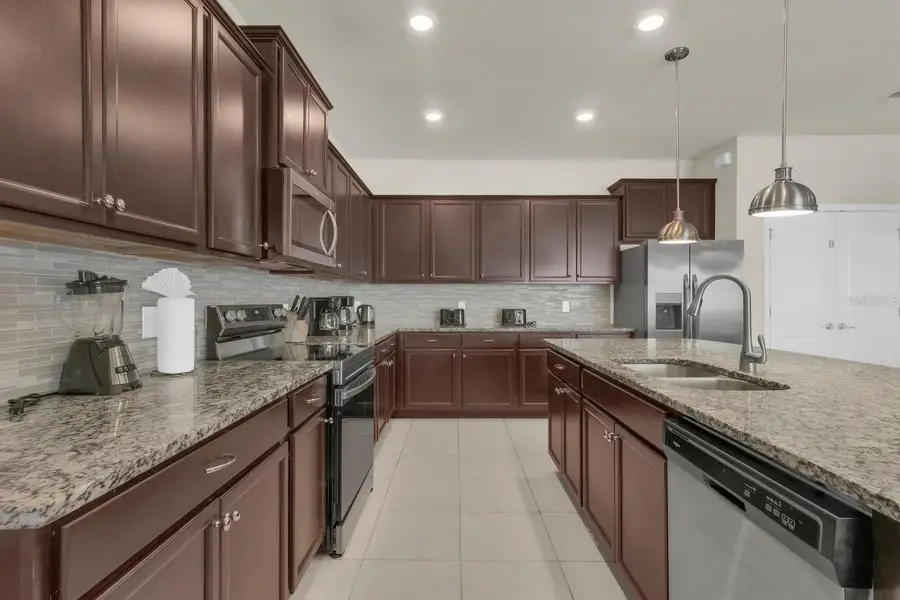 3052 Mahalo Drive, Davenport, FL 33897 - #3
