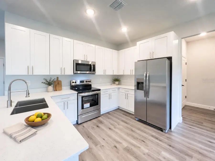 979 East Parkway, Deland, FL 32724 - #3