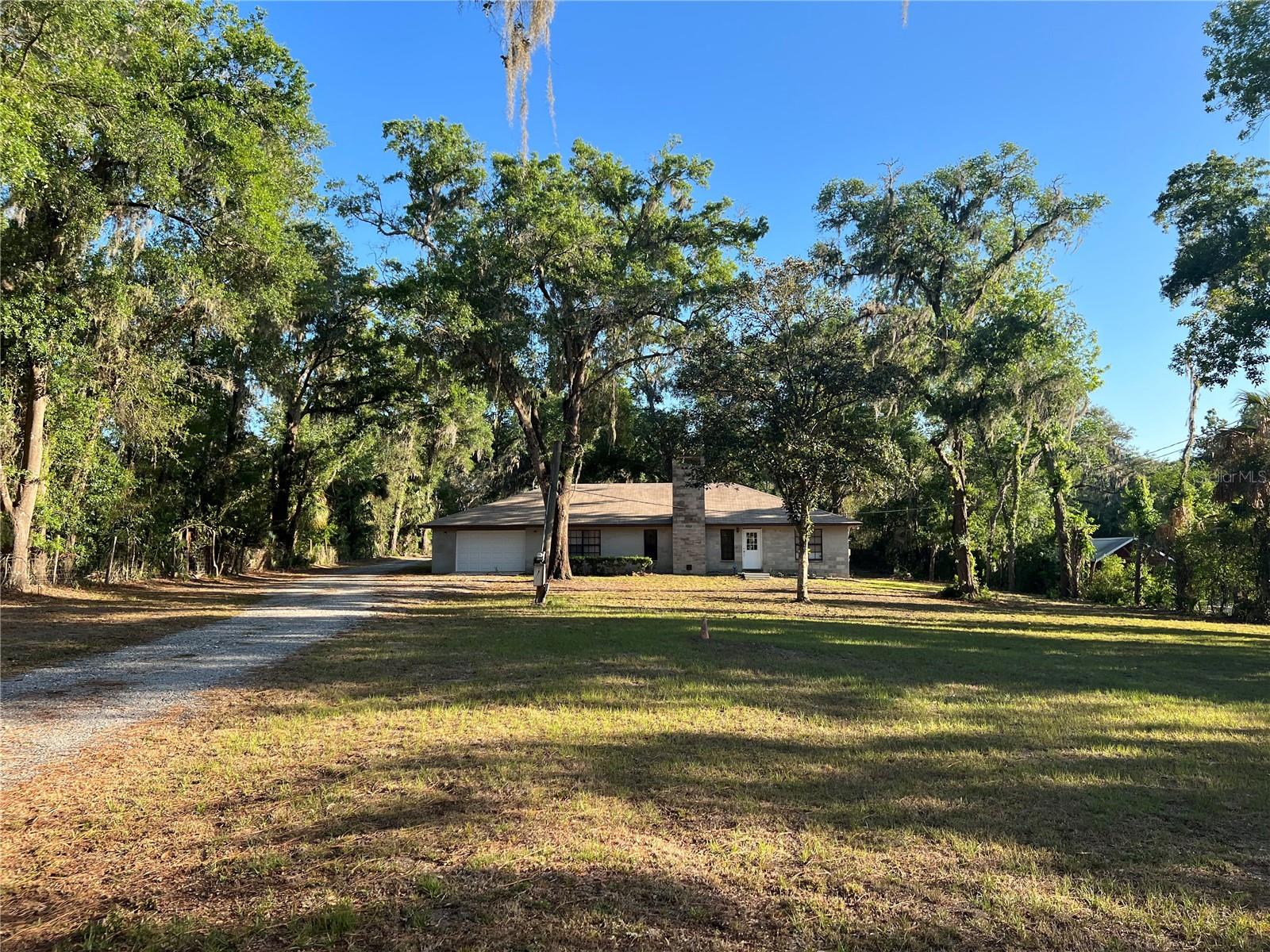 615 Thompson Road, LITHIA, FL 33547 - BHGRE