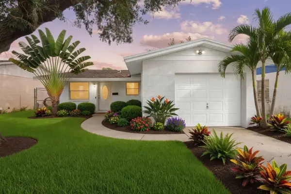 231 93rd Avenue N, ST PETERSBURG, FL 33702