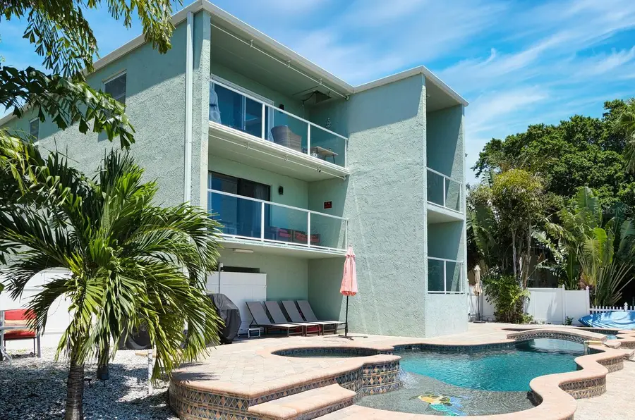 125 110th Avenue, Treasure Island, FL 33706 - Image #2