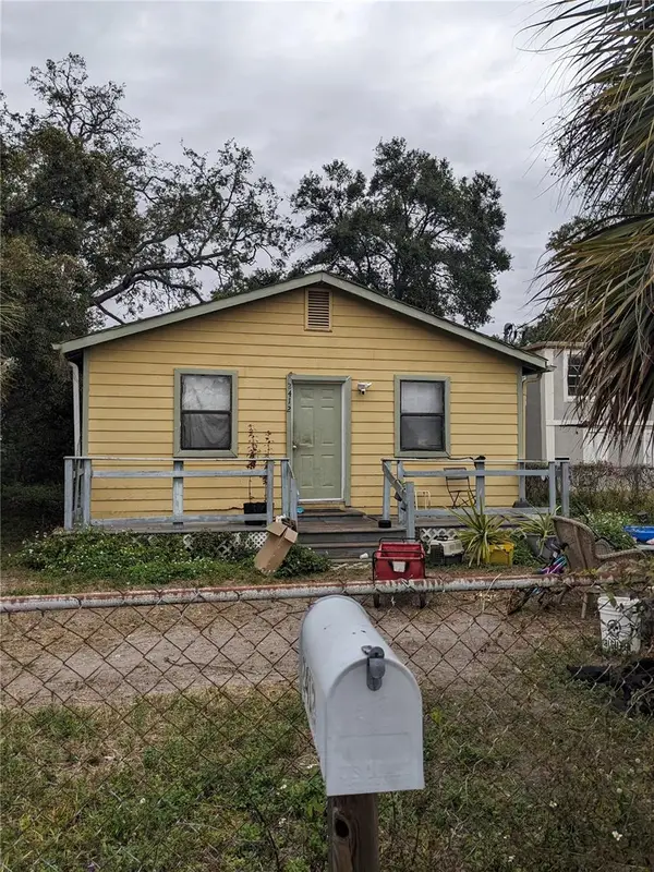 2412 E Dr Martin Luther King Jr Boulevard, TAMPA, FL 33610