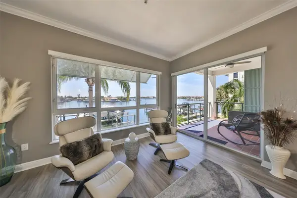 1038 Bellasol Way #202, APOLLO BEACH, FL 33572