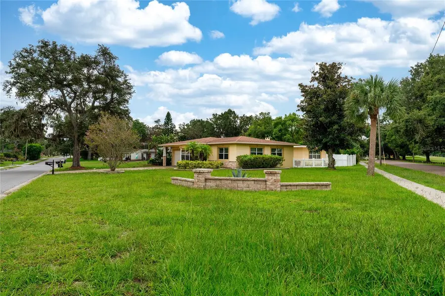 10908 W Elbow Drive, Tampa, FL 33612 - Image #3