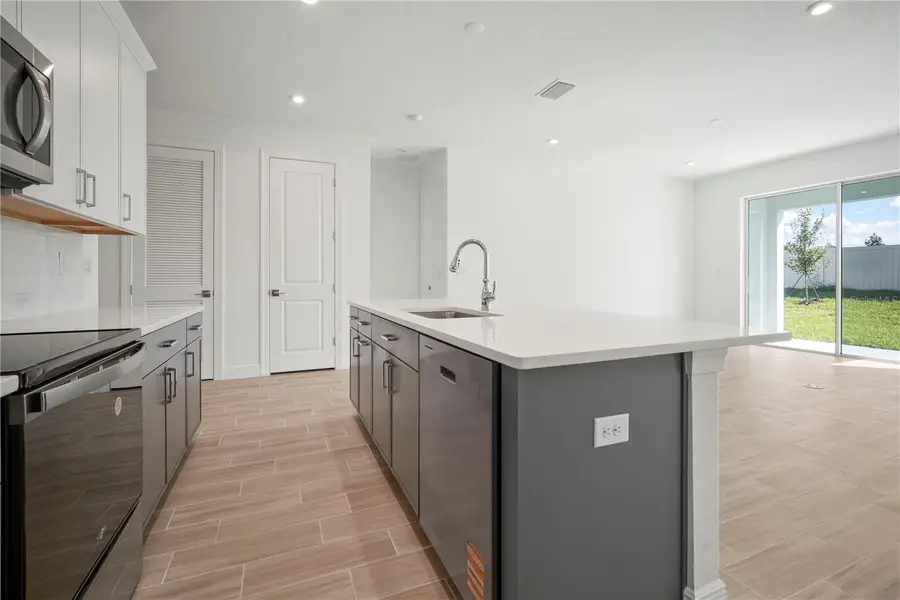 2949 Stewart Creek Circle, Plant City, FL 33565 - Image #3